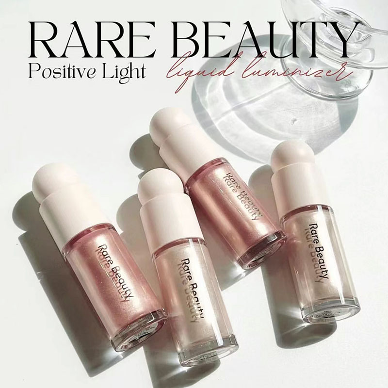 Rare Beauty Makeup Kit - Rare Beauty Leichter Seidiger Highlighter, Wasserfest
