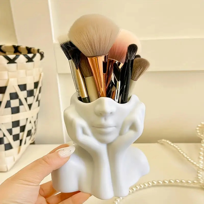 Make-up-Pinselhalter in Gesich – Beauty Makeup Background Bewertung und Preis