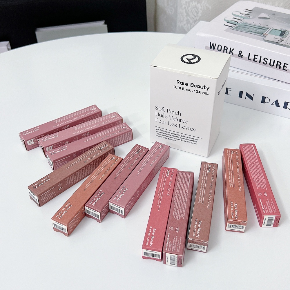 Rare Beauty Neuer glatter, flü – Rare Beauty Makeup Kit Bewertung und Preis